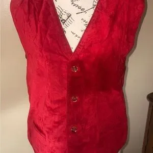 Red Velvet‎ Button-Up Vest Madison Brand Red Vest Women’s Size Medium. Pre-owned